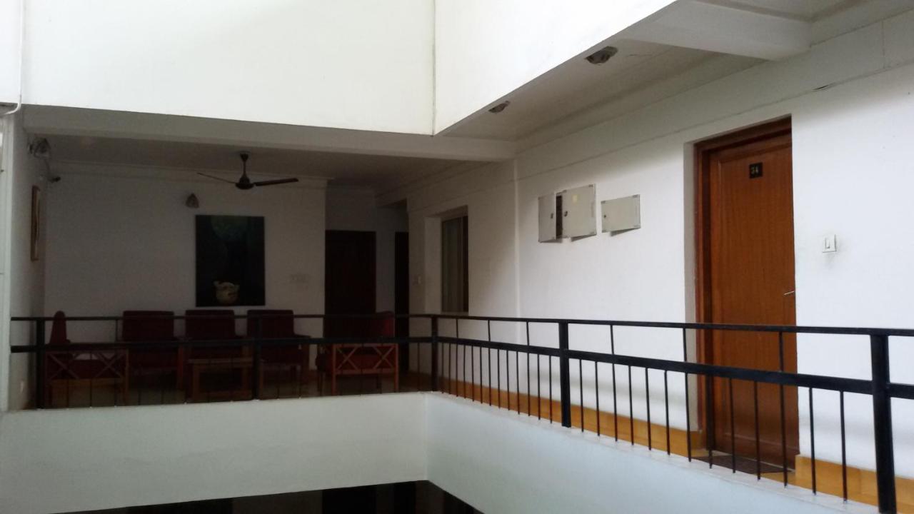Hotel Tapti Saral Μποπάλ Εξωτερικό φωτογραφία