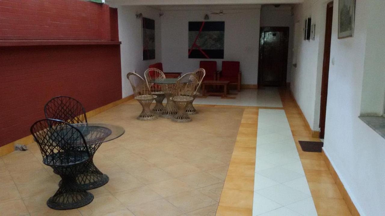 Hotel Tapti Saral Μποπάλ Εξωτερικό φωτογραφία