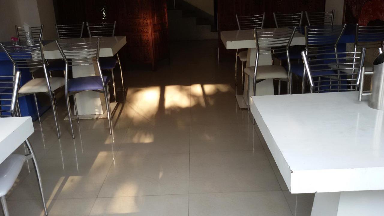 Hotel Tapti Saral Μποπάλ Εξωτερικό φωτογραφία
