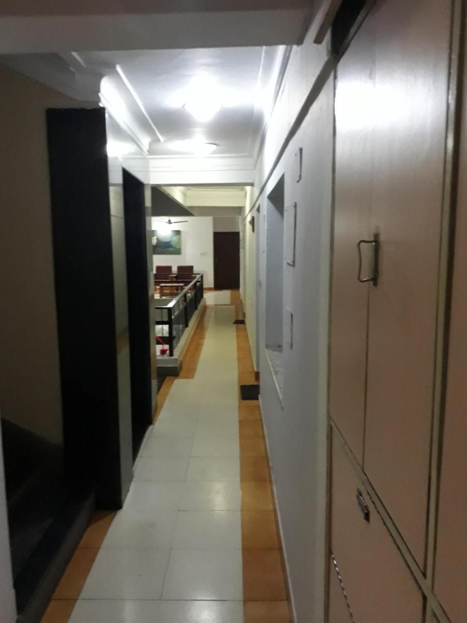 Hotel Tapti Saral Μποπάλ Εξωτερικό φωτογραφία